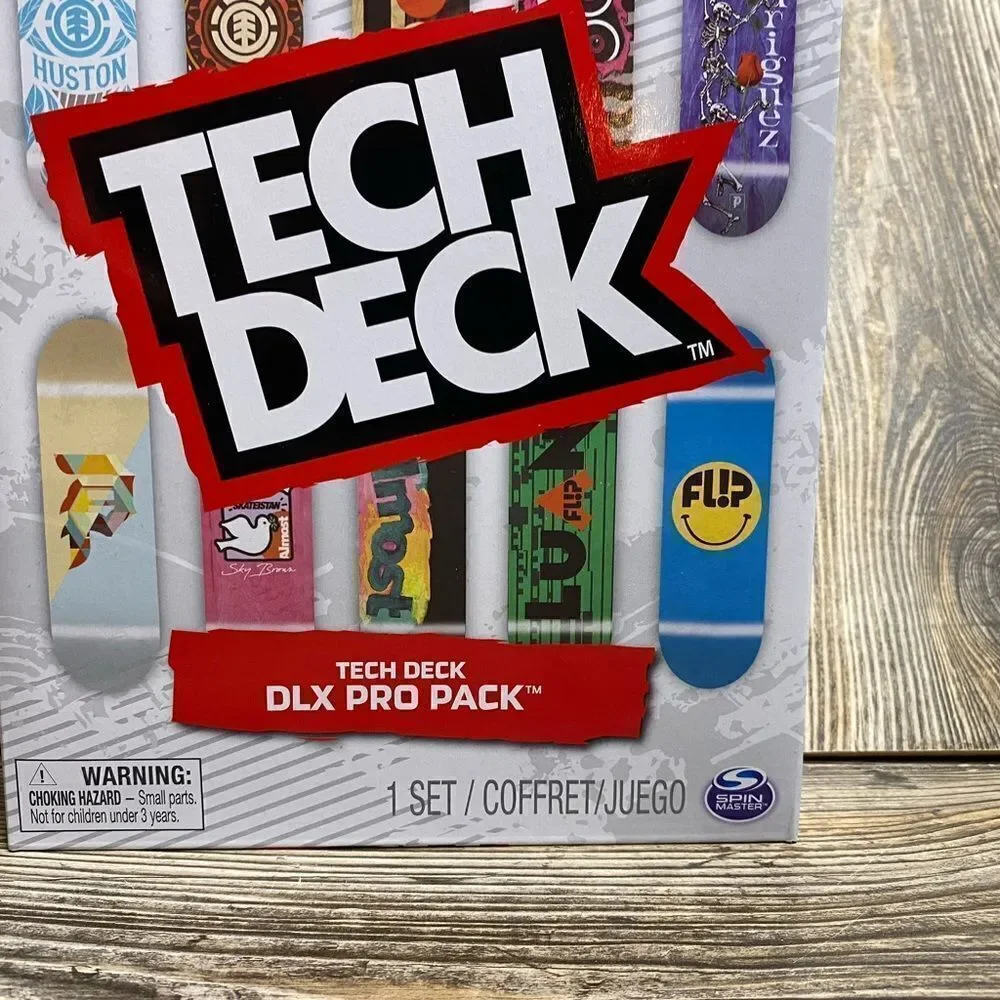 SOLD Tech Deck DLX Pro Pack 10 Boards Skateboards Fingerboards Age 6+ Spin - Picture 2 of 6